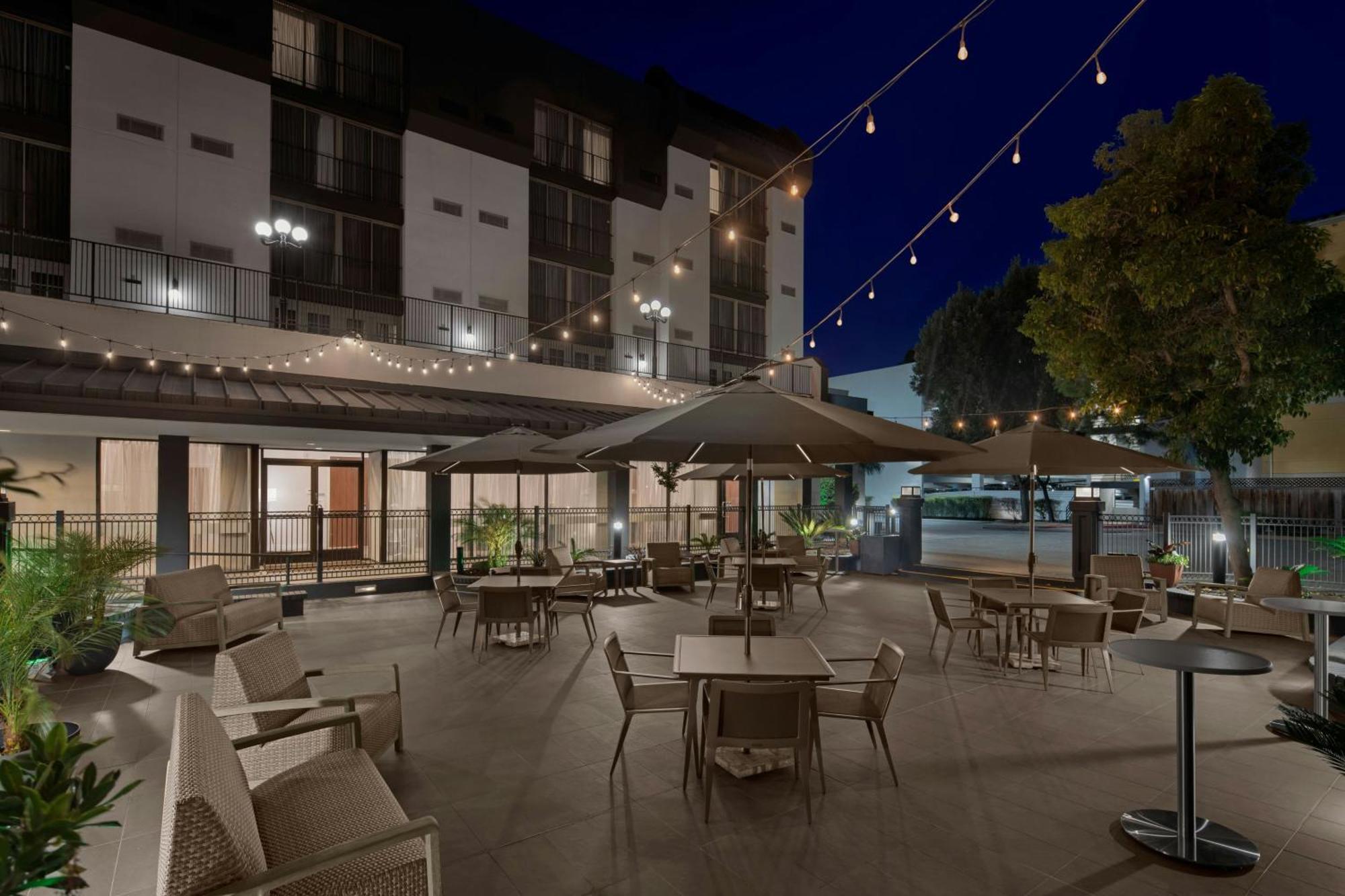 Courtyard San Jose Airport Hotell Eksteriør bilde
