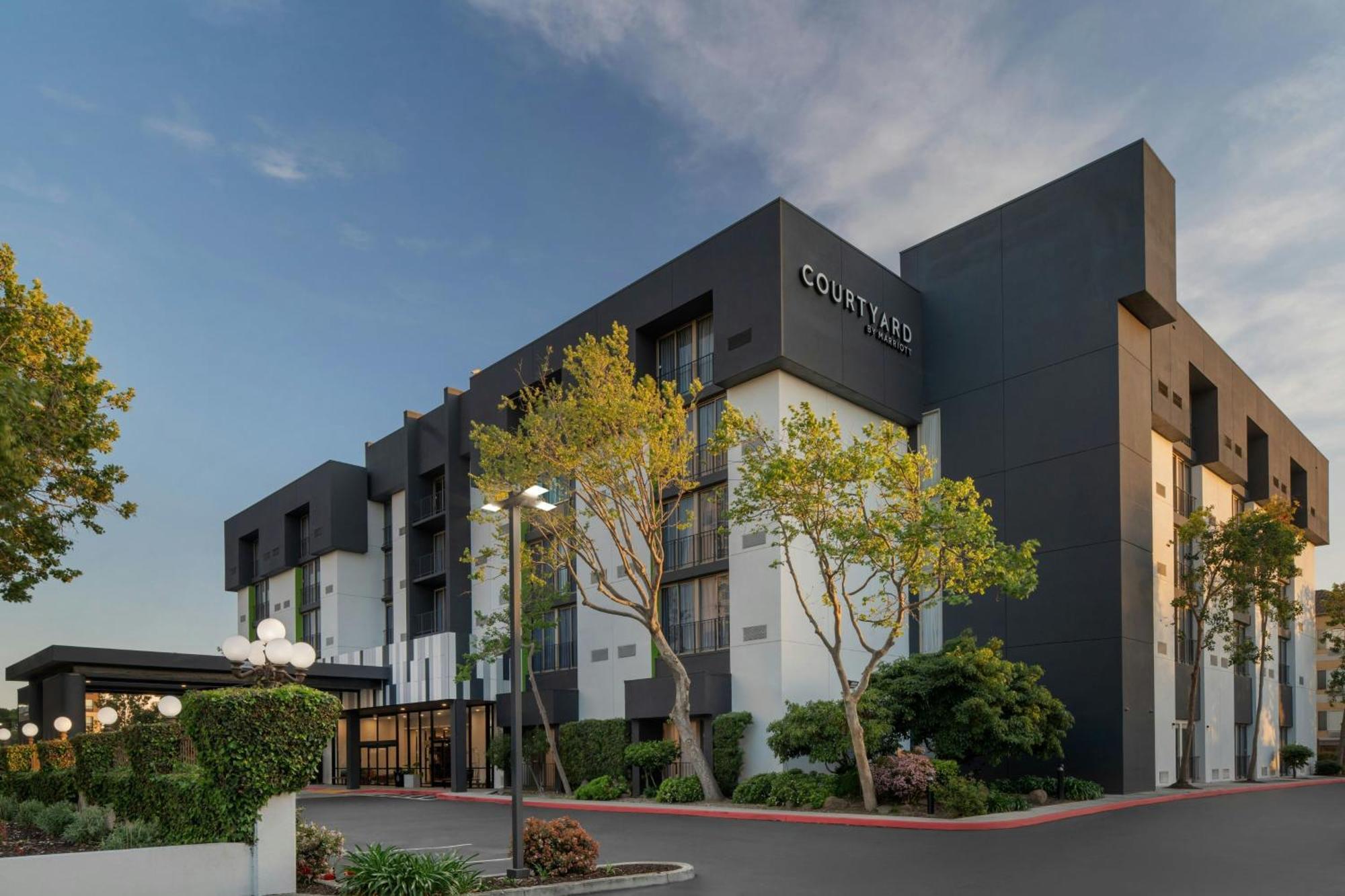 Courtyard San Jose Airport Hotell Eksteriør bilde
